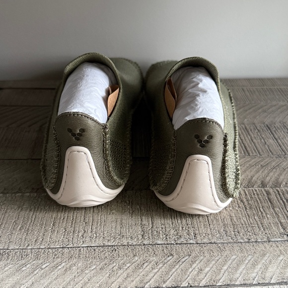 VivoBarefoot Olive Sensus Slip-On - Men’s 9 - Picture 4 of 5